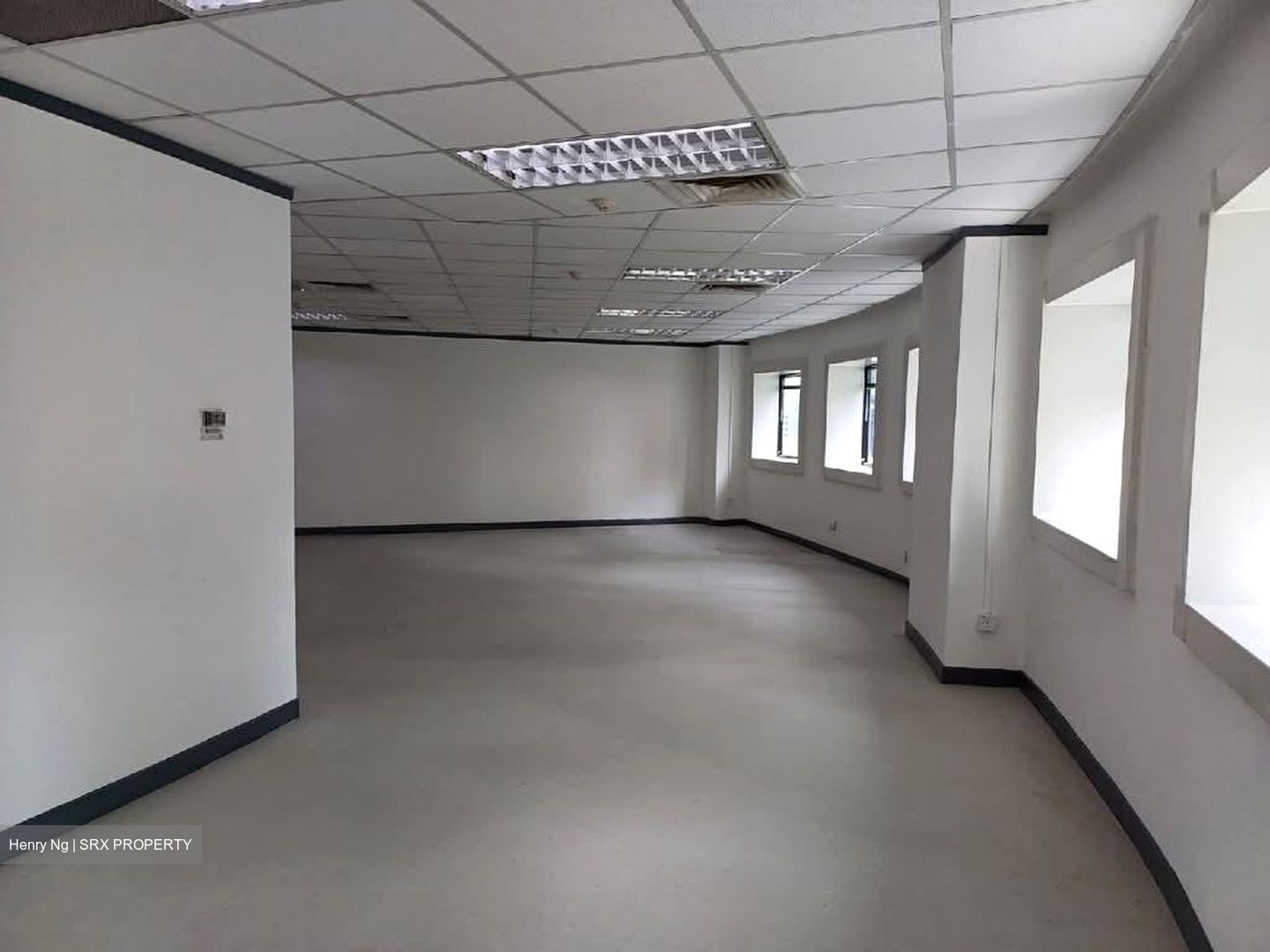 Goldhill Plaza (D11), Office #623552251
